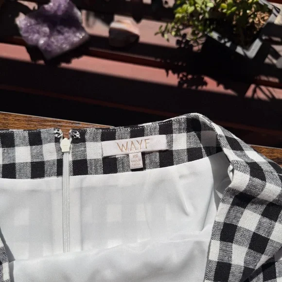 WAYF Black and White Checkered Mini Skirt - Picture 3 of 4